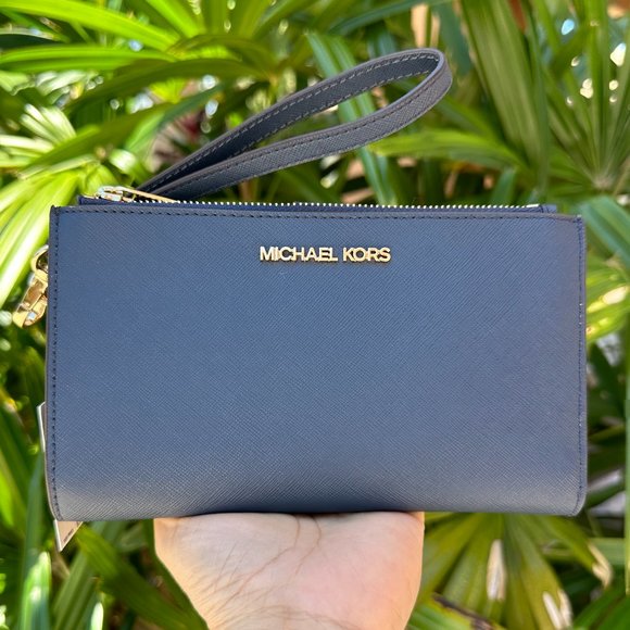Michael Kors Jet Set Travel Large Double Zip Phone Wallet MK Navy - Picture 1 of 7